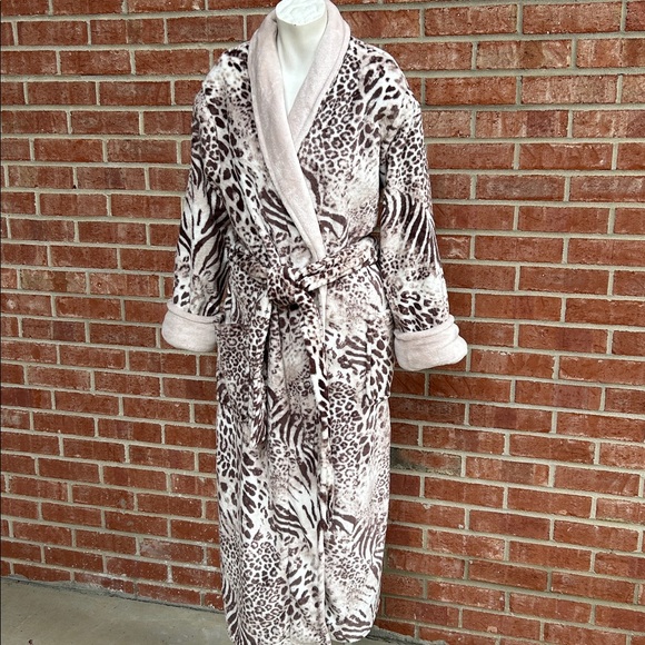 Natori Mixed Animal Print/Cream Faux Fur Trim Long Robe - Picture 7 of 9